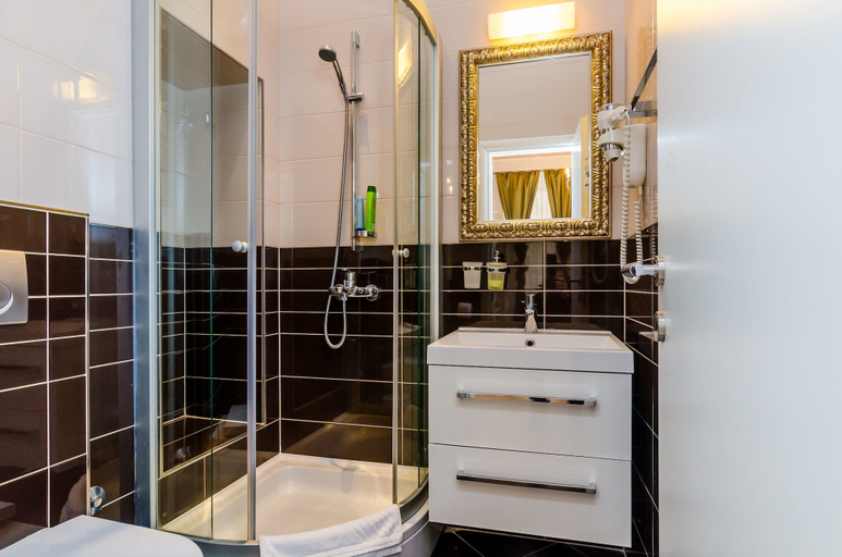 Bathroom 4, Apartments Zoro, Dubrovnik