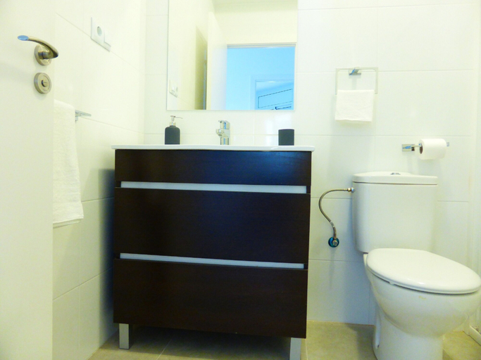 Bathroom 4, Apartamento M&C Les Pines, Tarragona