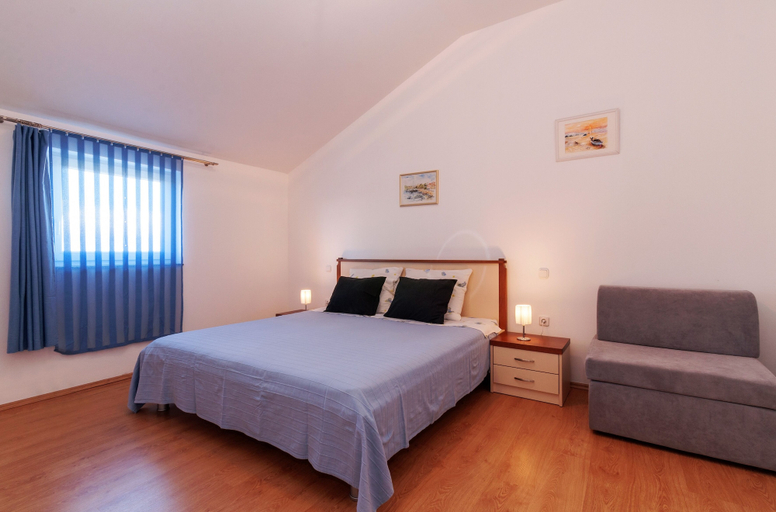 Bedroom 2, Villa Jadranka Privlaka, Privlaka