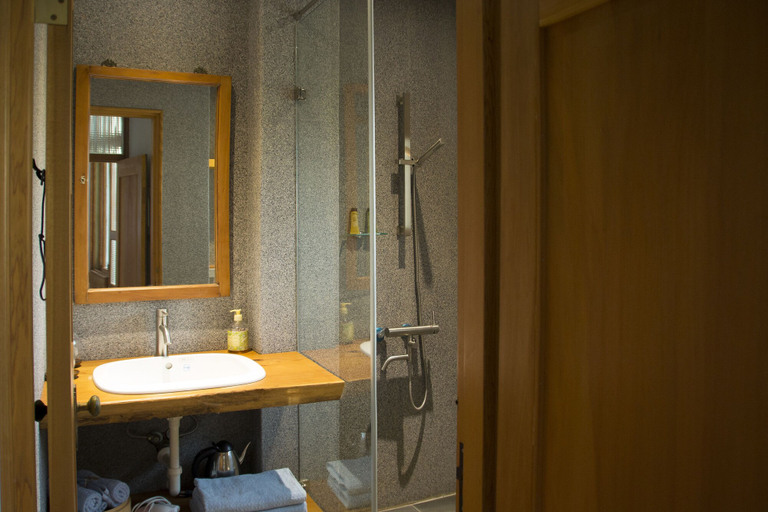 Bathroom 4, Alley X Tainan, Tainan