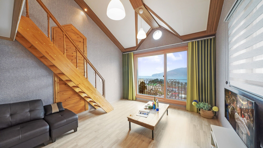 Others 4, GreenNarae Pension, Geoje