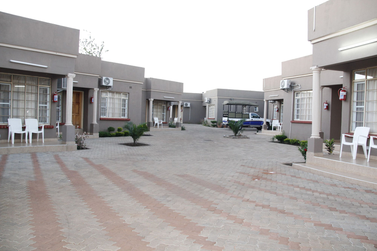 Exterior & Views 2, Asante Apartments, Livingstone