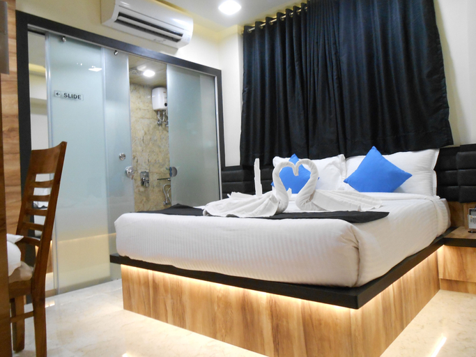 Bedroom 4, Hotel Radana, Thane