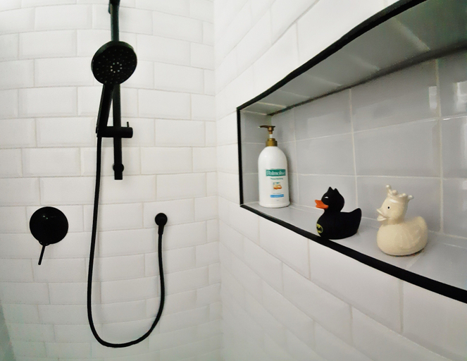 Bathroom 3, Bright Side Apartment, Budapesti