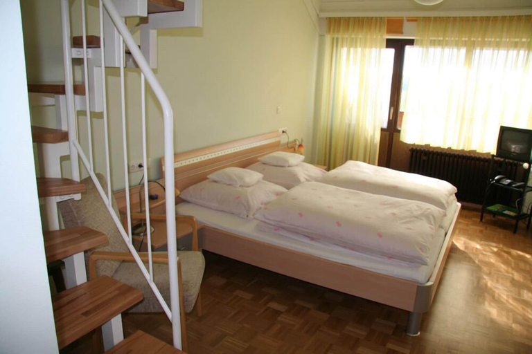 Bedroom 3, Pension Krämerhof Kulz, Schwandorf
