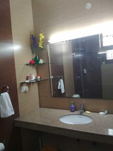 Bathroom 3, Dev Vatika Home Stay, Gurgaon