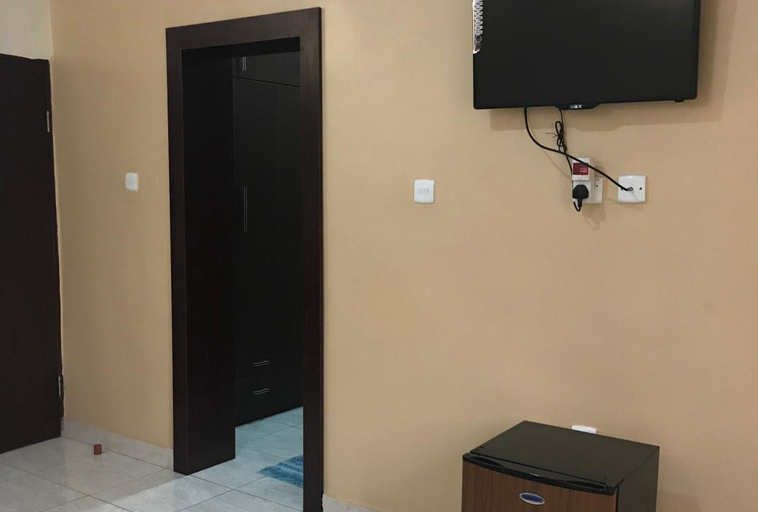 Others 5, Jim-Eddy Suites, Enugu North