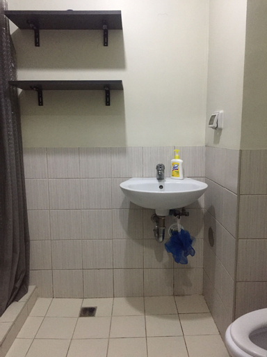 Bedroom 5, Studio Apartment at Taguig Manila, Taguig