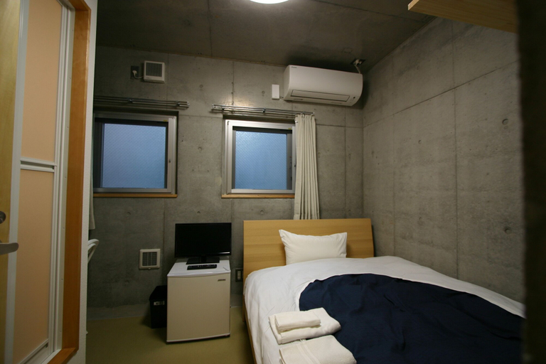 Bedroom 2, Weekly SHO Hotel Namba, Osaka