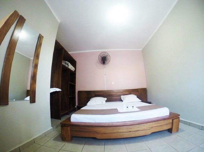 Bedroom 3, Lovencie Lodge, Boeny