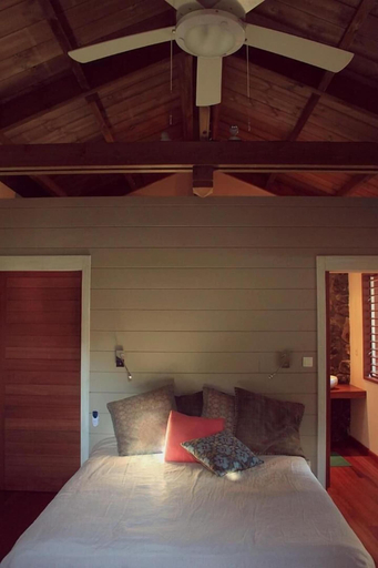 Bedroom 4, La Kaz Nana Sakifo - Adults Only, Saint-Paul