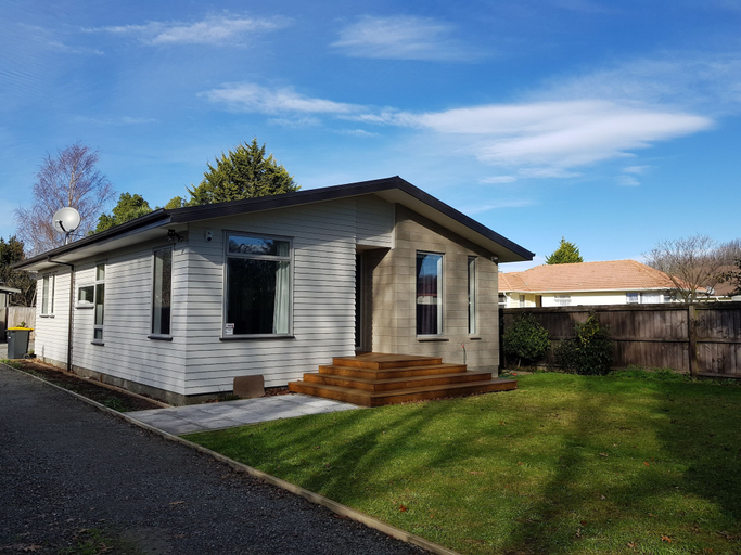Exterior & Views, Micro villa, Christchurch