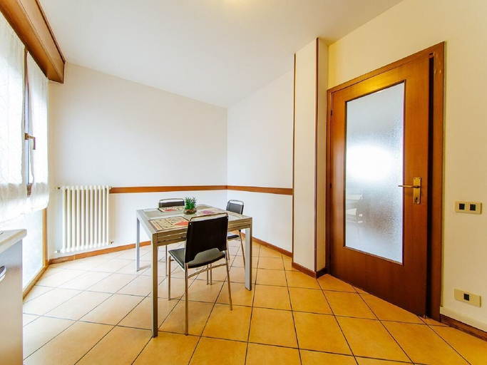 In-room dining, Romy charmy flat, Padua