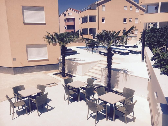 Exterior & Views 2, Apartments Orange, Novalja