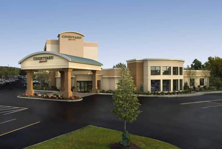 Exterior & Views 2, Courtyard by Marriott Canton, Stark