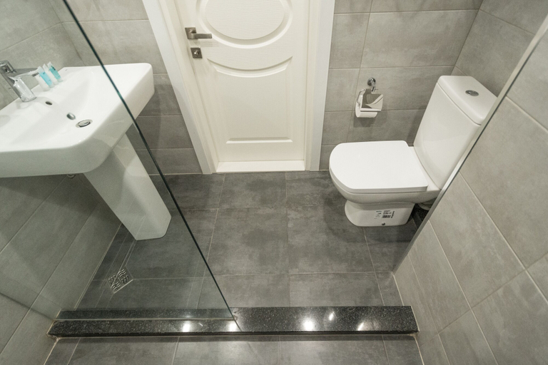 Bathroom 3, Orbi Residence Hotel Official, Batumi