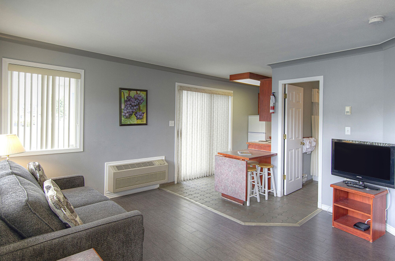 Others 5, Tiki Shores Inn & Suites, Okanagan-Similkameen