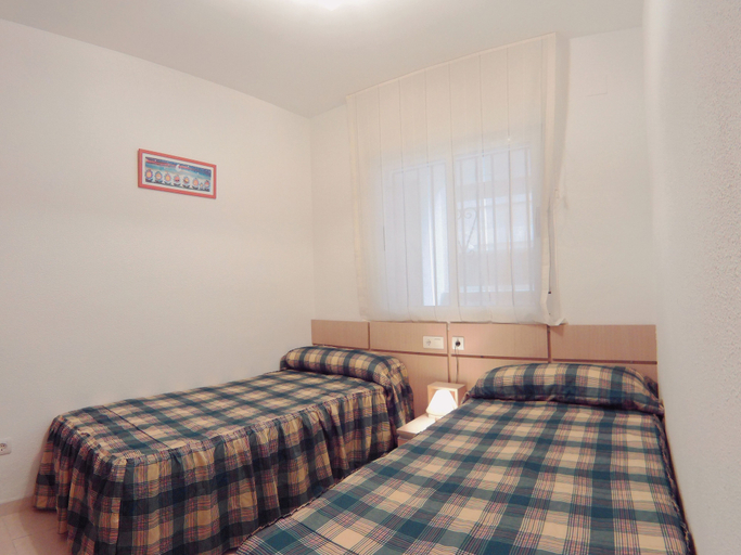 Bedroom 2, Piso De Dos Habitaciones Para Vacaciones a 2min de la Playa en Marina D'Or (CALA), Castellón