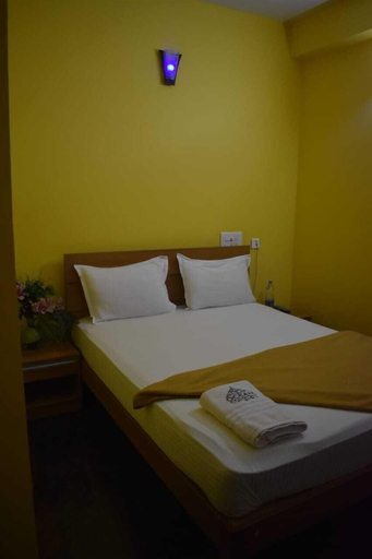 Bedroom 2, iROOMZ Ocean Comforts, Shimoga