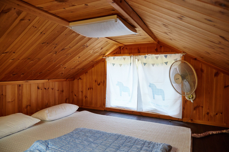 Bedroom 2, Fragrant Tree Pension, Seogwipo