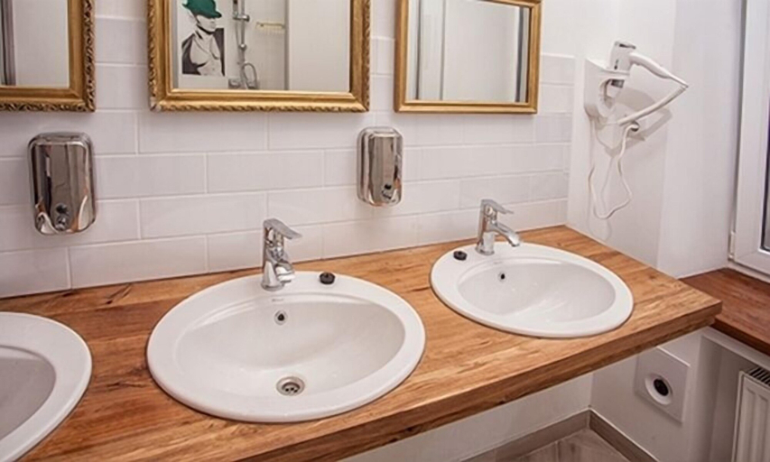 Bathroom 3, EstherHouse - Hostel, Odes'ka
