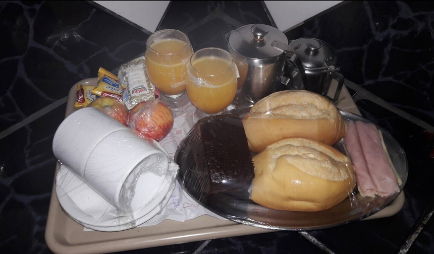 Food & Drinks, Plaza Motel - Adults Only, Votorantim