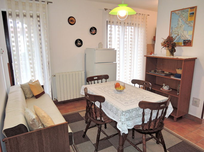 Others 5, Apartment and Studio Demy, Malinska-Dubašnica