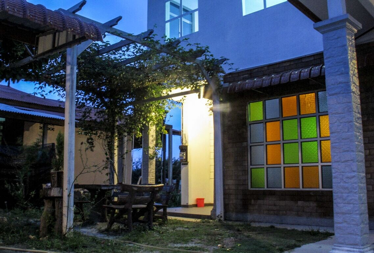Exterior & Views, Multaqa Suite & Residence, Marang