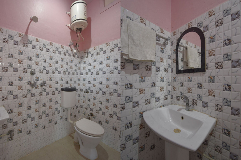 Bedroom 4, OYO 47389 Hotel Sun N Star, Bharatpur