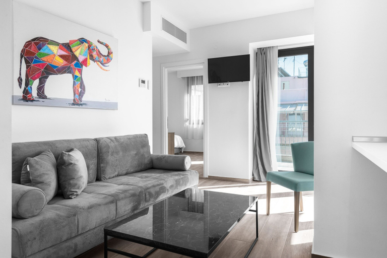 Others 5, Penthouse Level 8 Nilie Hospitality MGMT, Central Macedonia