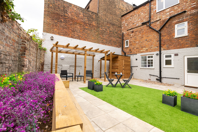 Exterior & Views 2, Bricksage Rooms, King's Lynn South Gate, Cambridgeshire