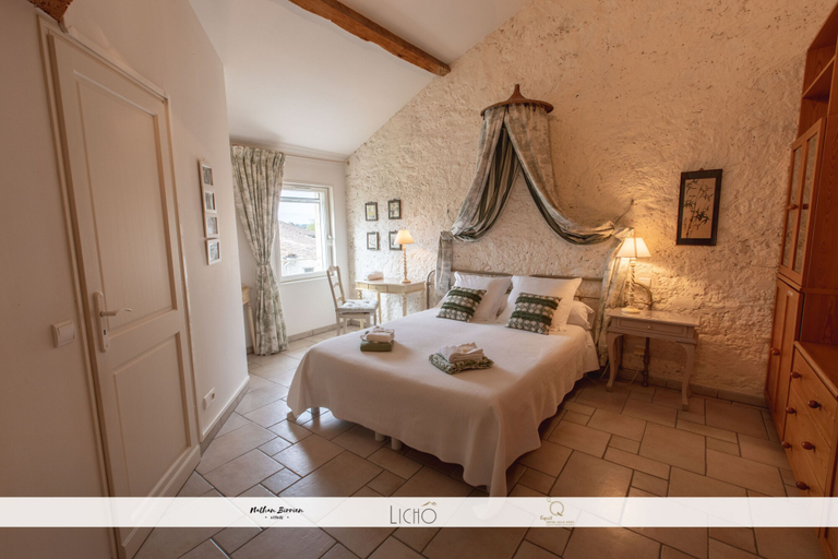 Bedroom 4, La Grange de Bellefontaine, Gironde
