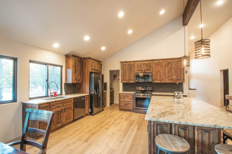 Others 5, Lucky 8 Luxury Home, Colfax