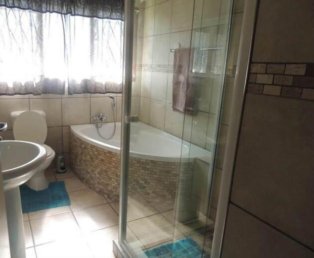 Bedroom 3, Fishermans Flat, Umkhanyakude