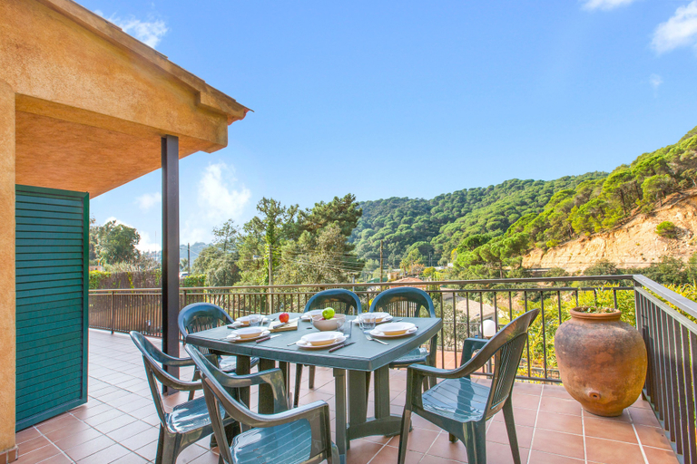 Others 5, Villa Gloria, Girona