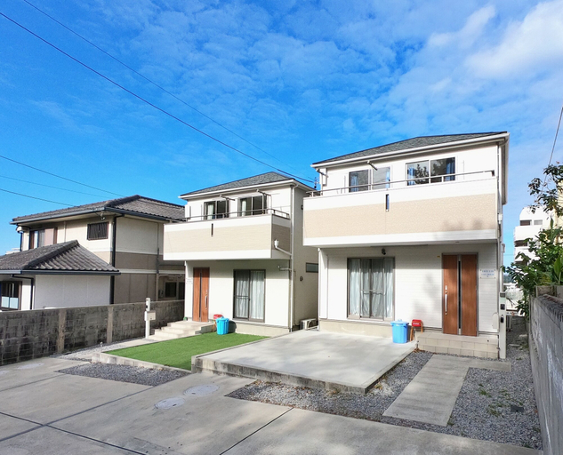 Exterior & Views, Cozy House B, Onna