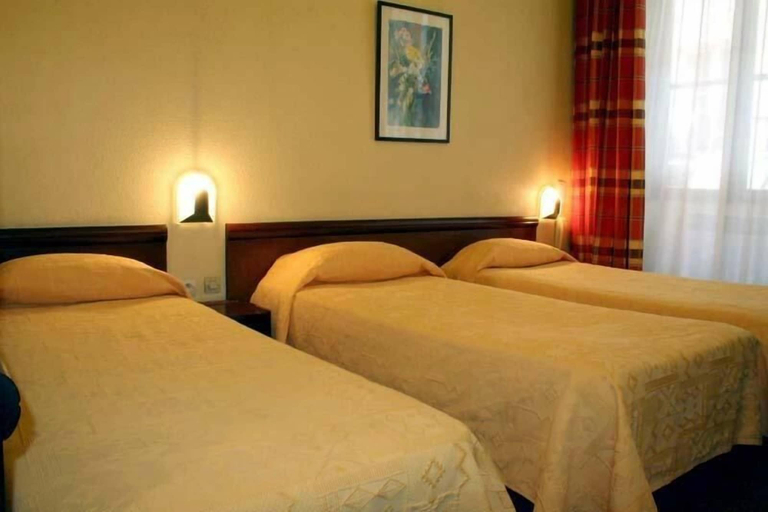 Bedroom 2, Hôtel Elysée, Rhône