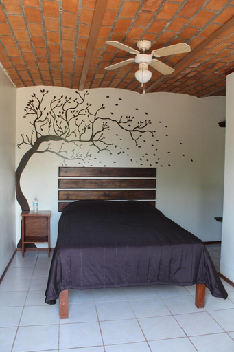 Bedroom 3, Meson La Huerta, Mascota