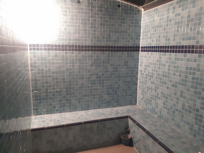 Bathroom 4, Onder Otel, Erbaa