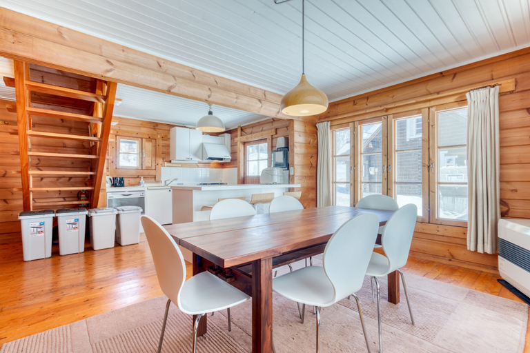Others 4, Tanoshii Chalet by H2 Life, Kutchan