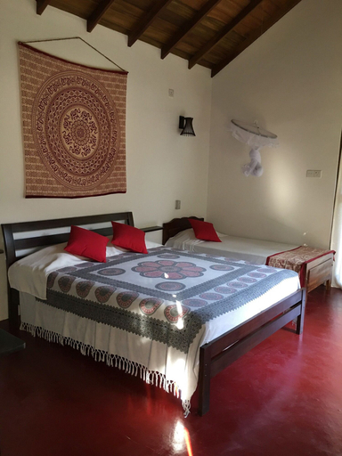 Bedroom, Sat Nam Village Hotel, Dambulla