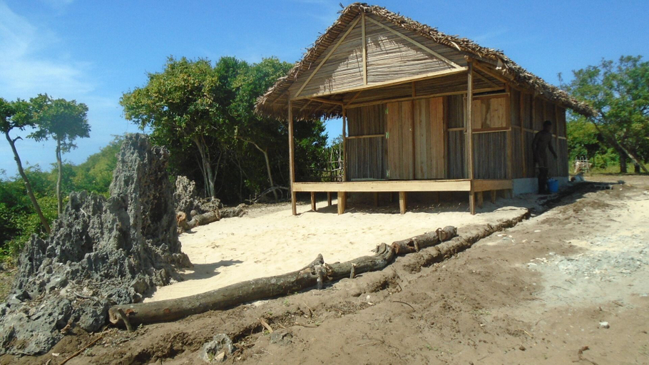 Exterior & Views 2, Emeraude lodge, Diana
