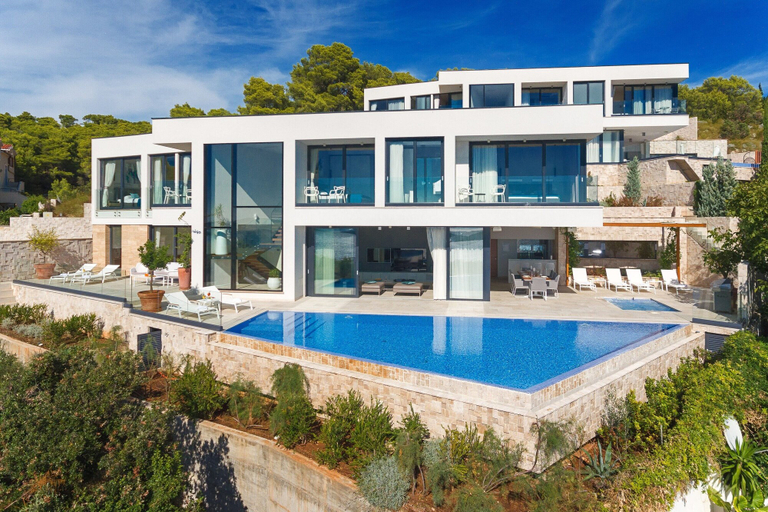 Sport & Beauty 4, Luxury Villa Princess of Hvar with Pool, Hvar