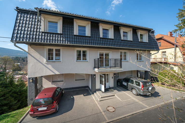 Exterior & Views 2, RentPlanet - Apartamenty Grabskiego, Jelenia Góra