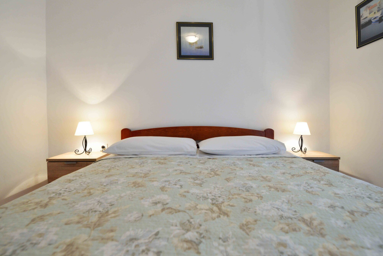 Bedroom 2, Apartment Miracle, Murter