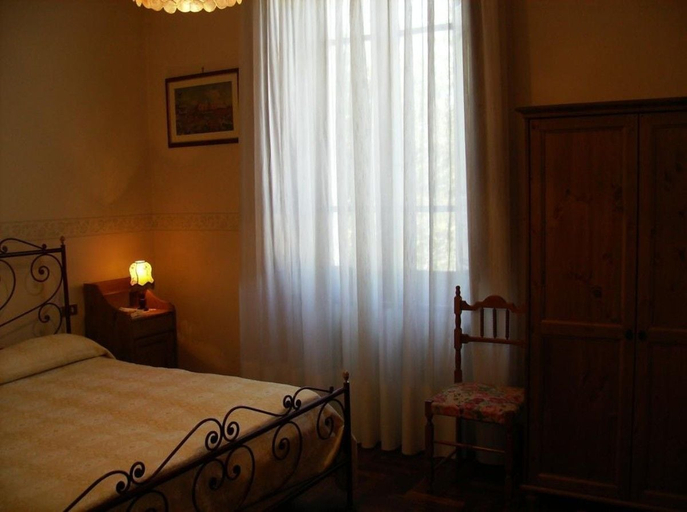 Bedroom 3, B&B Santa Chiara, L'Aquila