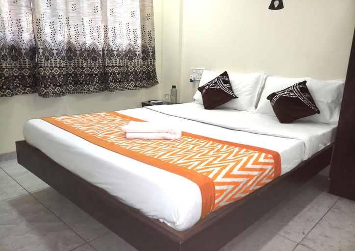 Bedroom 1, Hotel Royal Front Residency, Aurangabad