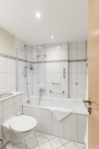 Bathroom 5, Strandhotel Seestern, Vorpommern-Rügen