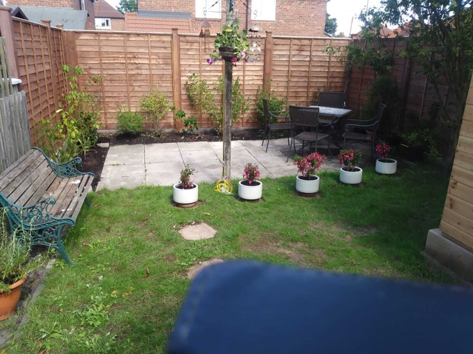 Others 4, Remarkable 3-bed House in Durham, Durham