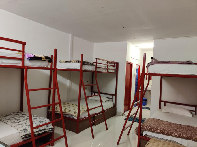 Bedroom 4, XOXO Hostel, North Goa